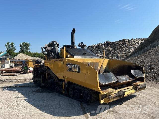 CAT AP1055F Asfaldilaoturid