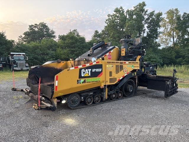 CAT AP1055F Asfaldilaoturid