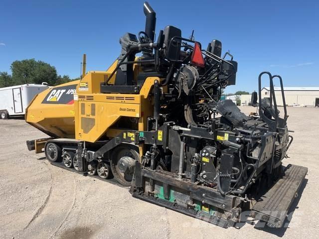CAT AP555F Asfaldilaoturid