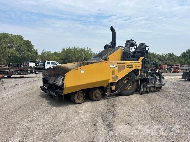 CAT AP600F Asfaldilaoturid