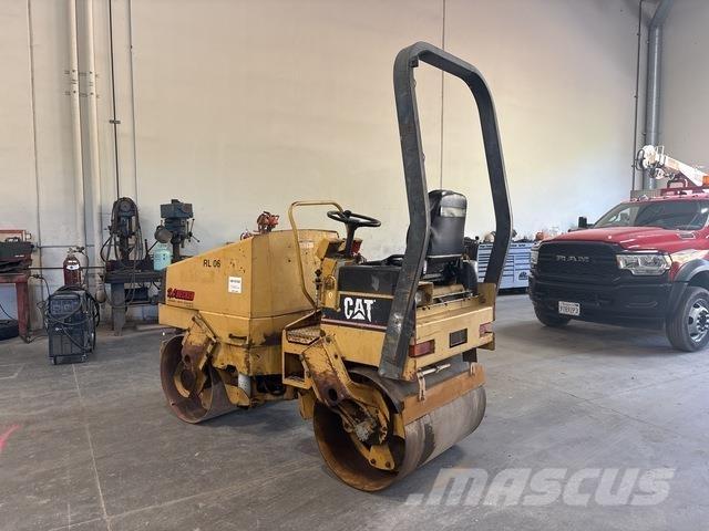 CAT CB-214C Tandemrullid
