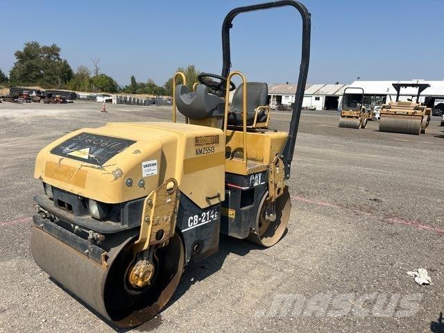 CAT CB-214E Tandemrullid