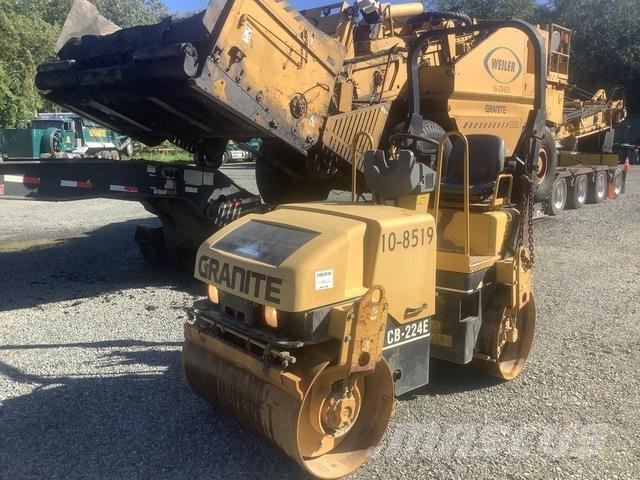 CAT CB-224E Tandemrullid