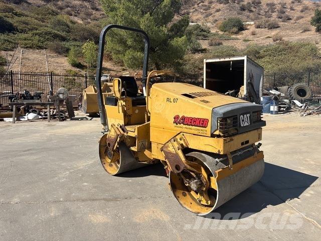 CAT CB224C Tandemrullid