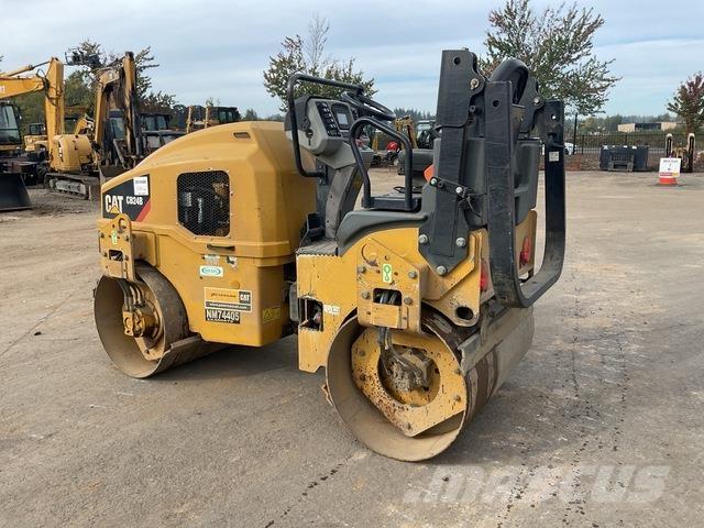CAT CB24B Tandemrullid