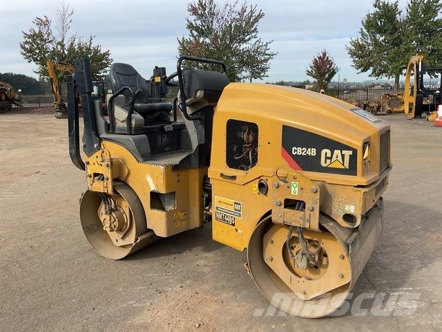CAT CB24B Tandemrullid