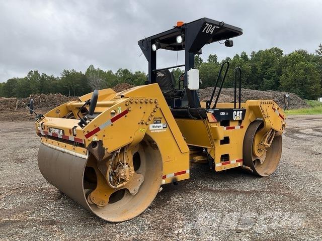 CAT CB54 Tandemrullid