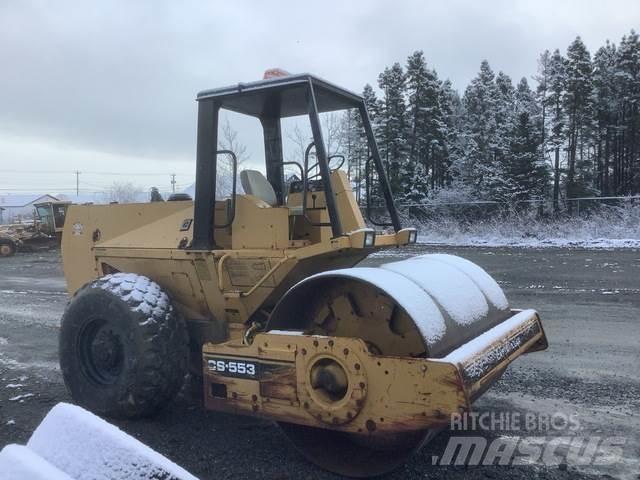 CAT CS-553 Ühe trumliga rullid