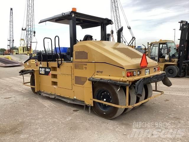 CAT CW34 Pneumorehvidega rullid