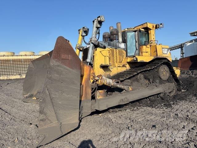 CAT D10T Buldooserid