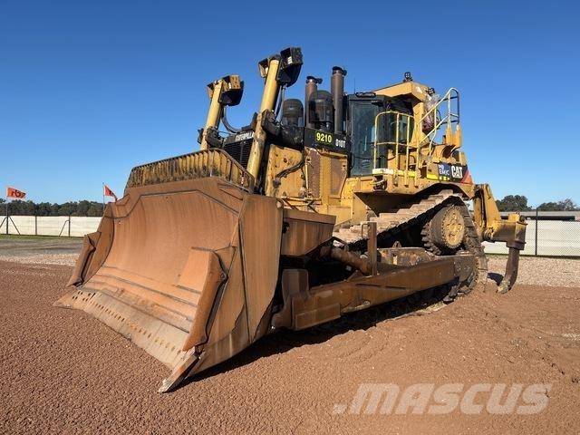 CAT D10T Buldooserid
