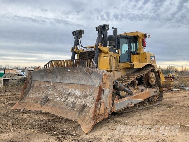 CAT D10T Buldooserid