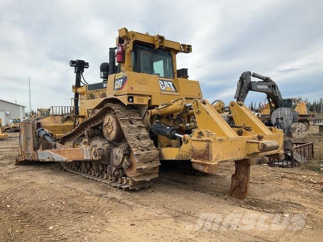 CAT D10T Buldooserid