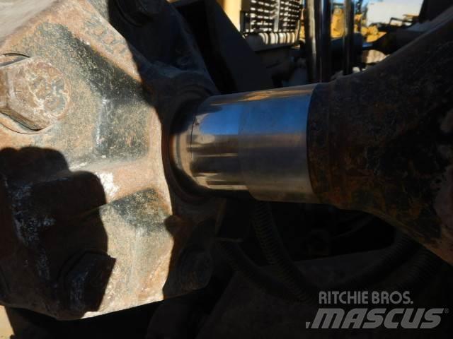 CAT D10T2 Buldooserid