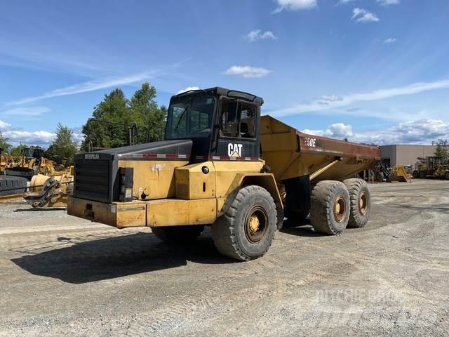 CAT D250E Liigendraamiga pinnaseveokid