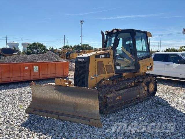CAT D3K2 XL Buldooserid