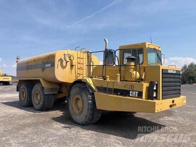 CAT D400D Veepaagiga autod