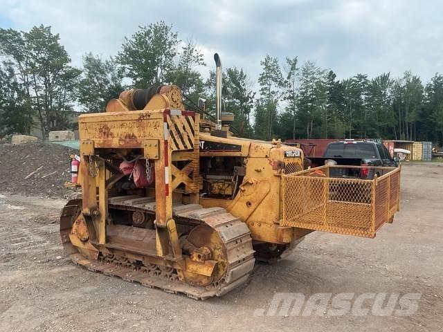 CAT D4E 20 Torupaigaldajad