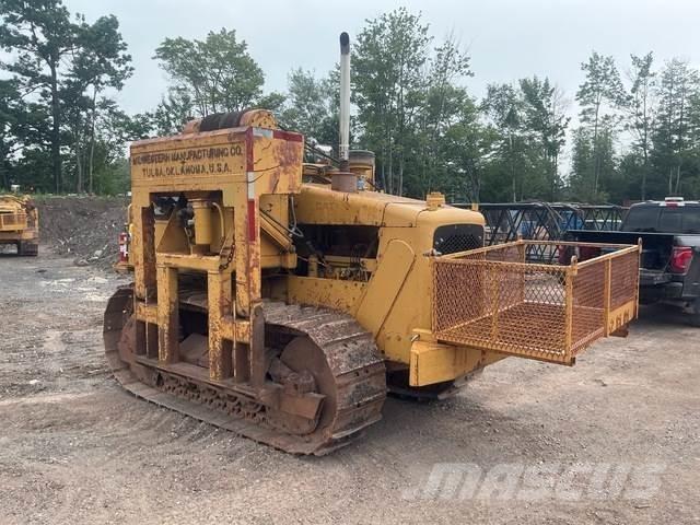 CAT D4E 20 Torupaigaldajad