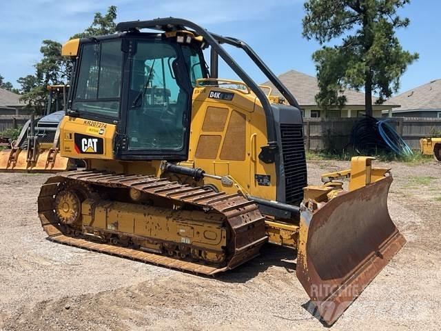 CAT D4K2 LGP Buldooserid