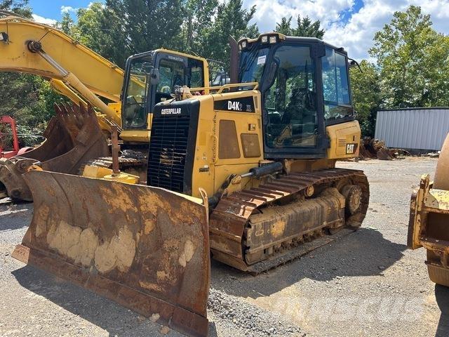 CAT D4K2 XL Buldooserid