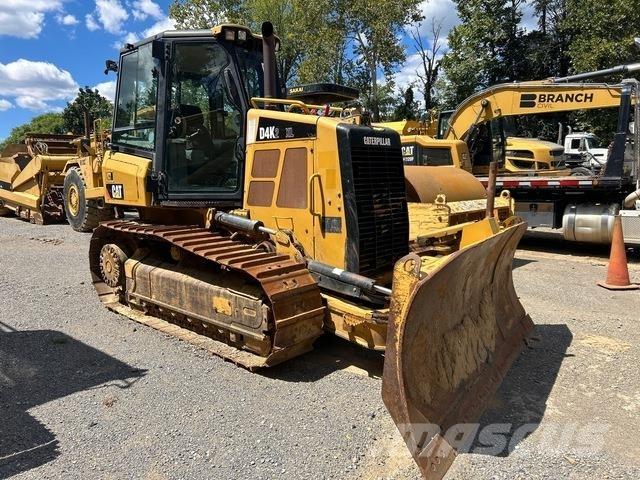 CAT D4K2 XL Buldooserid
