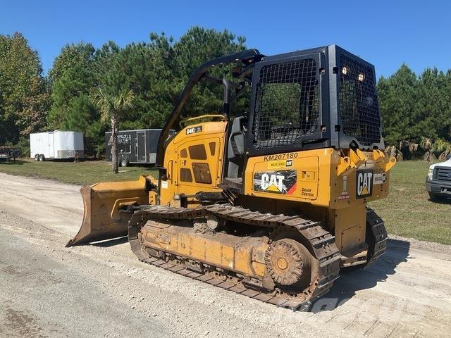 CAT D4K2 XL Buldooserid