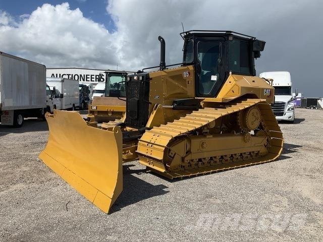 CAT D5 LGP Buldooserid