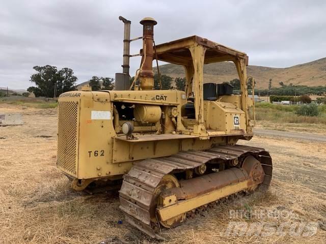 CAT D5B Traktorid