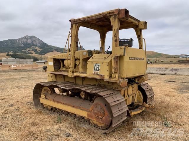 CAT D5B Traktorid