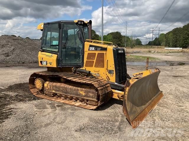 CAT D5K2 LGP Buldooserid
