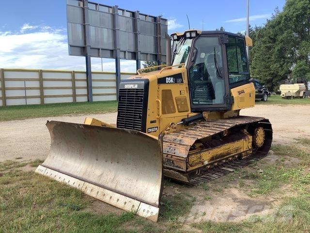 CAT D5K2 LGP Buldooserid