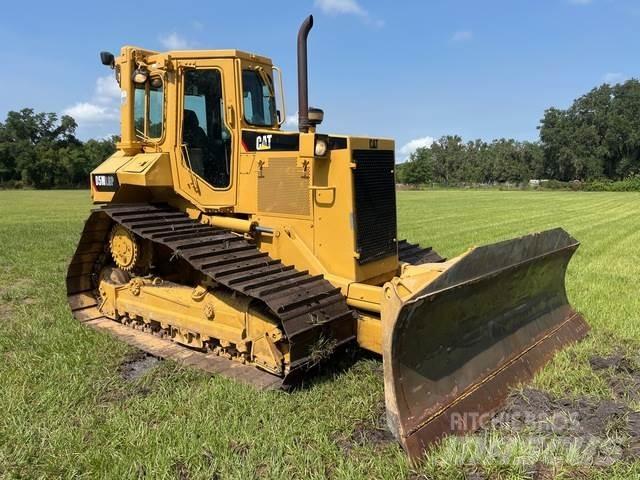 CAT D5M LGP Buldooserid