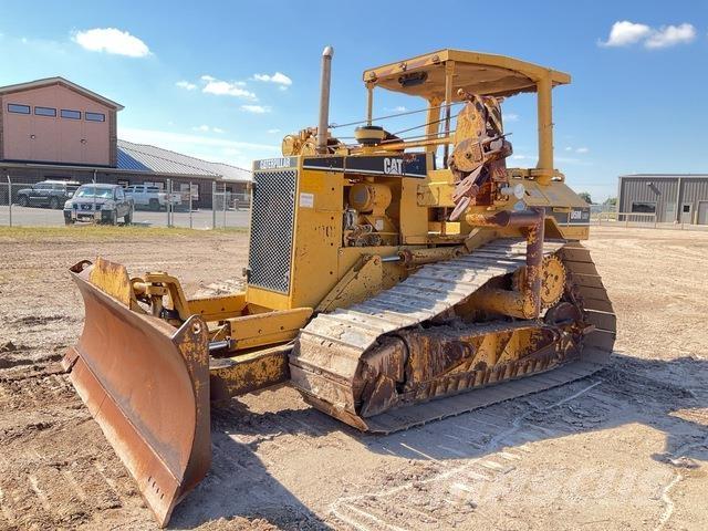 CAT D5M LPG Buldooserid