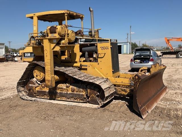 CAT D5M LPG Buldooserid