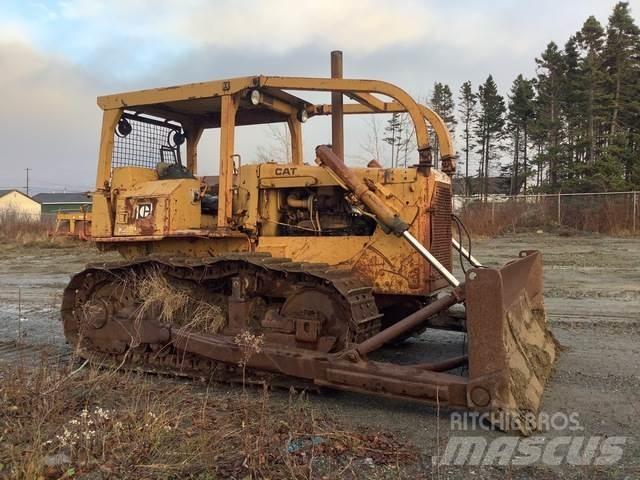 CAT D6D Buldooserid