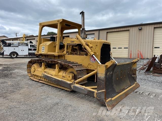 CAT D6D Buldooserid
