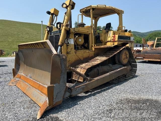 CAT D6H Buldooserid