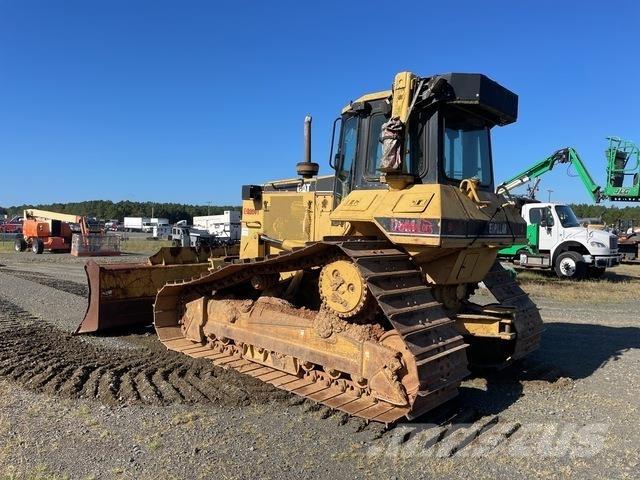 CAT D6M LGP Buldooserid