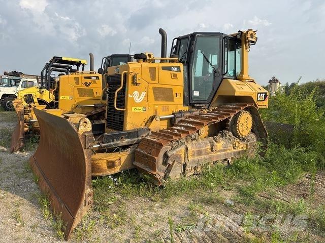 CAT D6N XL Buldooserid