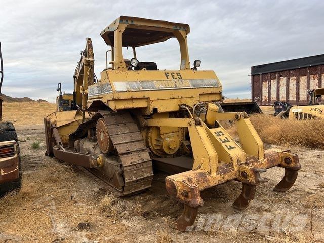 CAT D6R XL Buldooserid