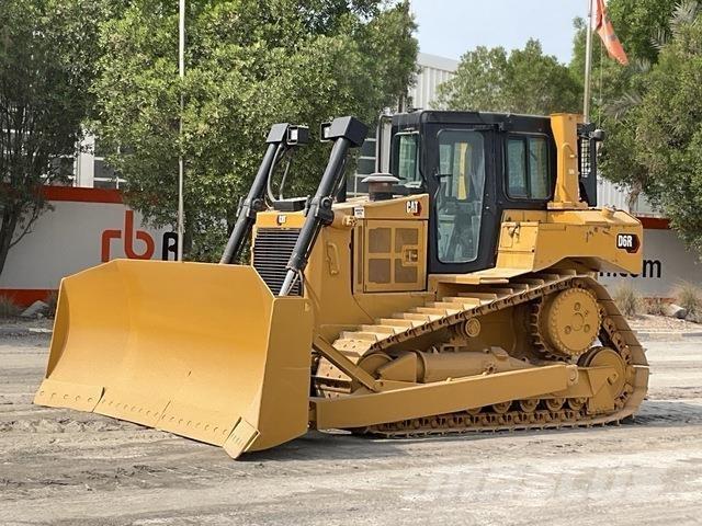 CAT D6R XL Buldooserid