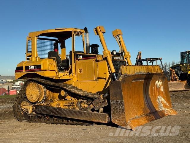 CAT D6R XL Buldooserid