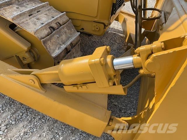 CAT D6T Buldooserid