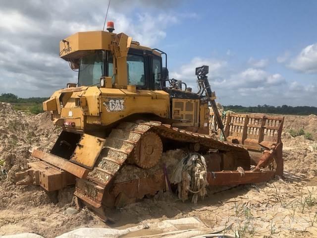 CAT D6T LGP Buldooserid