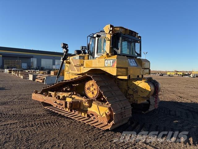 CAT D6T LGP Buldooserid