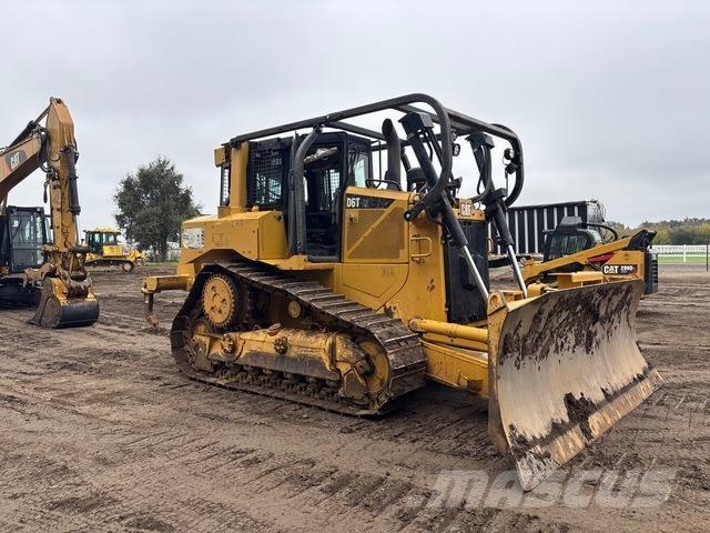 CAT D6T XL Buldooserid