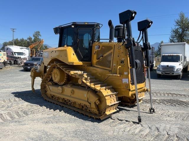 CAT D7 Buldooserid