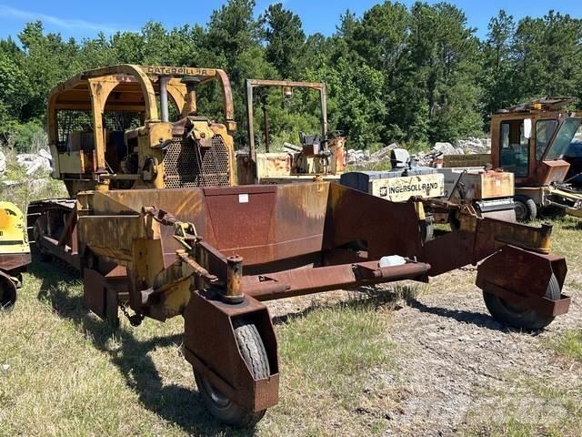 CAT D7 Buldooserid