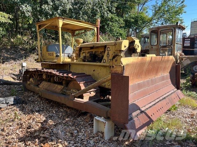 CAT D7 Buldooserid